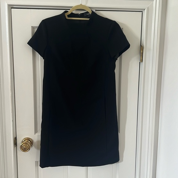 Theory Jasneah Crepe Mini Dress - Picture 5 of 12